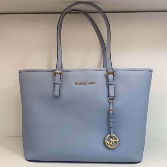 Michael Kors Handbags - Michael Kors Jet Set Tote